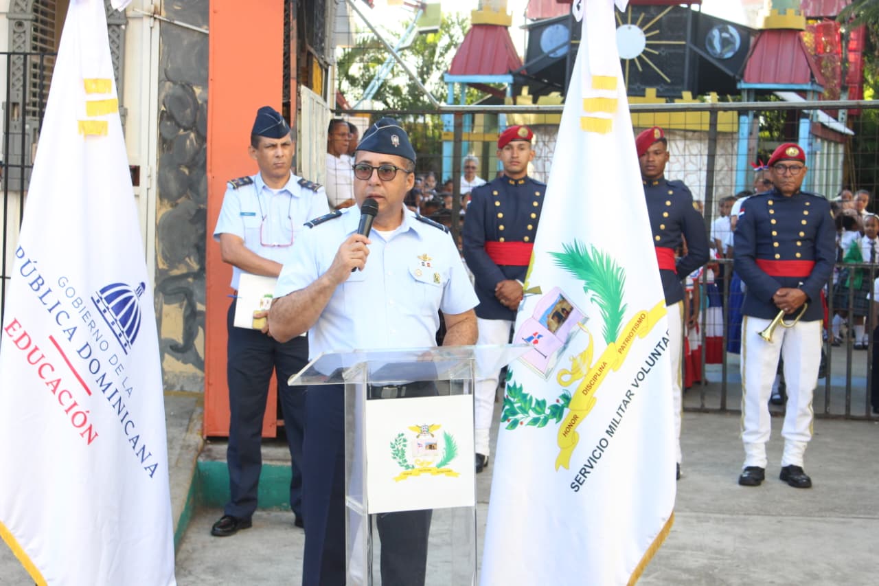 Servicio Militar Voluntario continúa actos de izada de bandera en el marco del Mes de la Patria